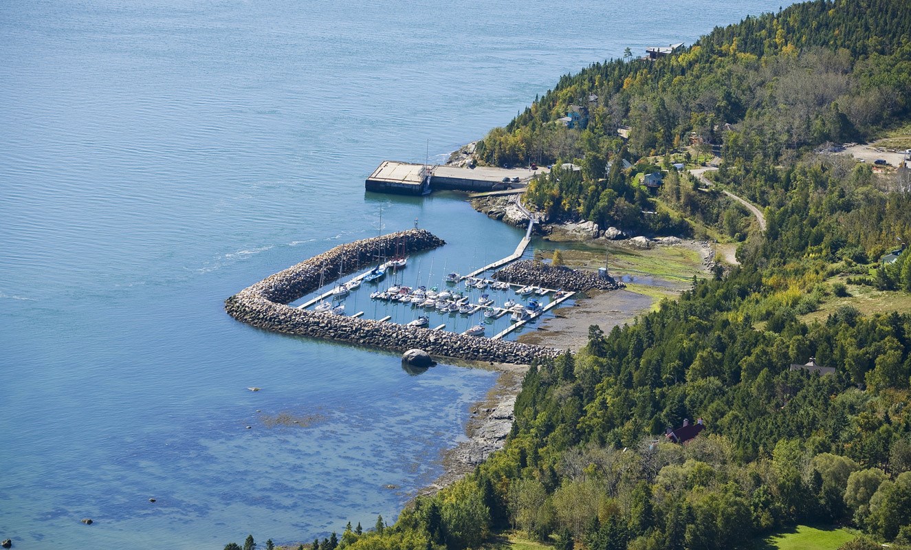 QUAI POINTE-AU-PIC ET CAP-À-L'AIGLE